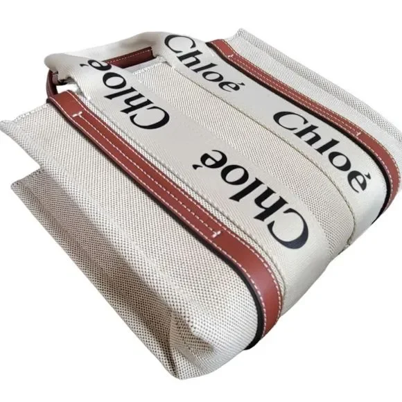 Chloé Woody Small Tote Handbag - Picture 8 of 17